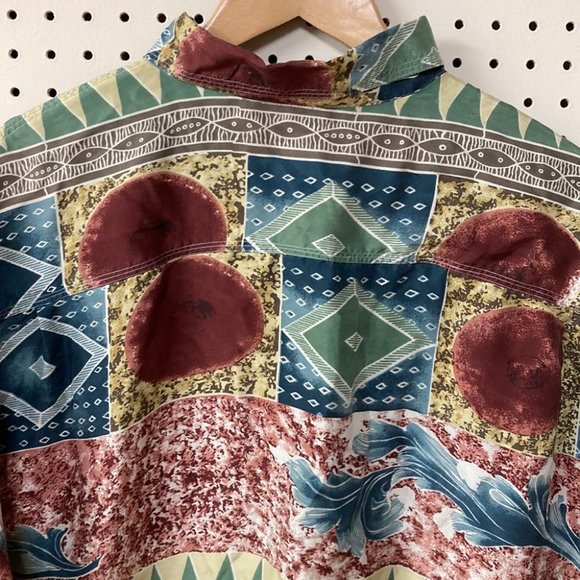 SOLD On EB-AY Vintage 100% Silk Geometric Earth Tone Button Down Shirt Unisex - Picture 6 of 10